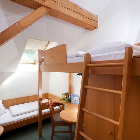 Alpenhotel Badmeister Flattach Rum bild