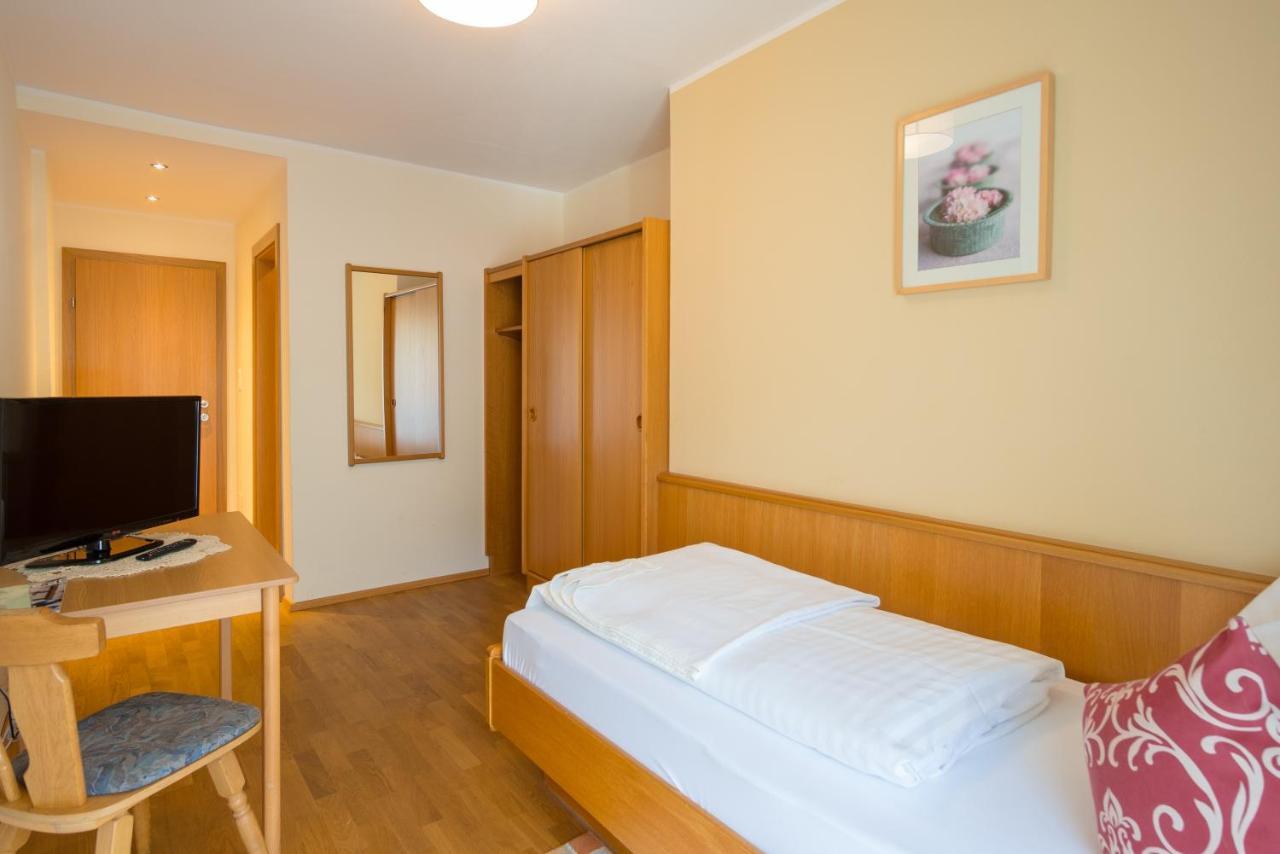 Alpenhotel Badmeister Flattach Exteriör bild
