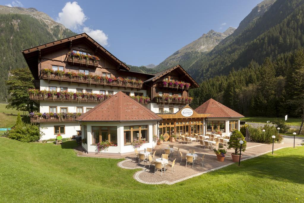 Alpenhotel Badmeister Flattach Exteriör bild