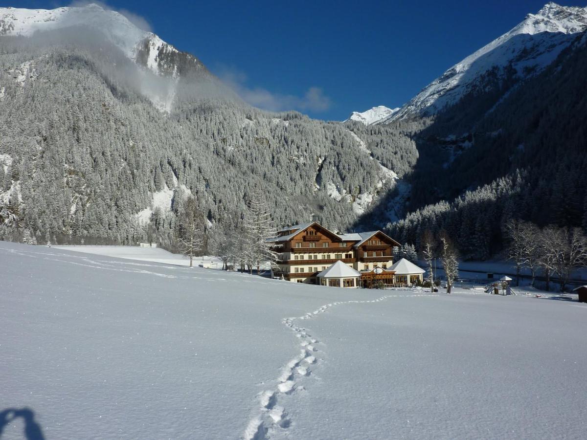Alpenhotel Badmeister Flattach Exteriör bild